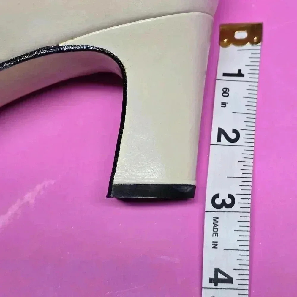 Etienne Aigner Cream Heels - Picture 11 of 11